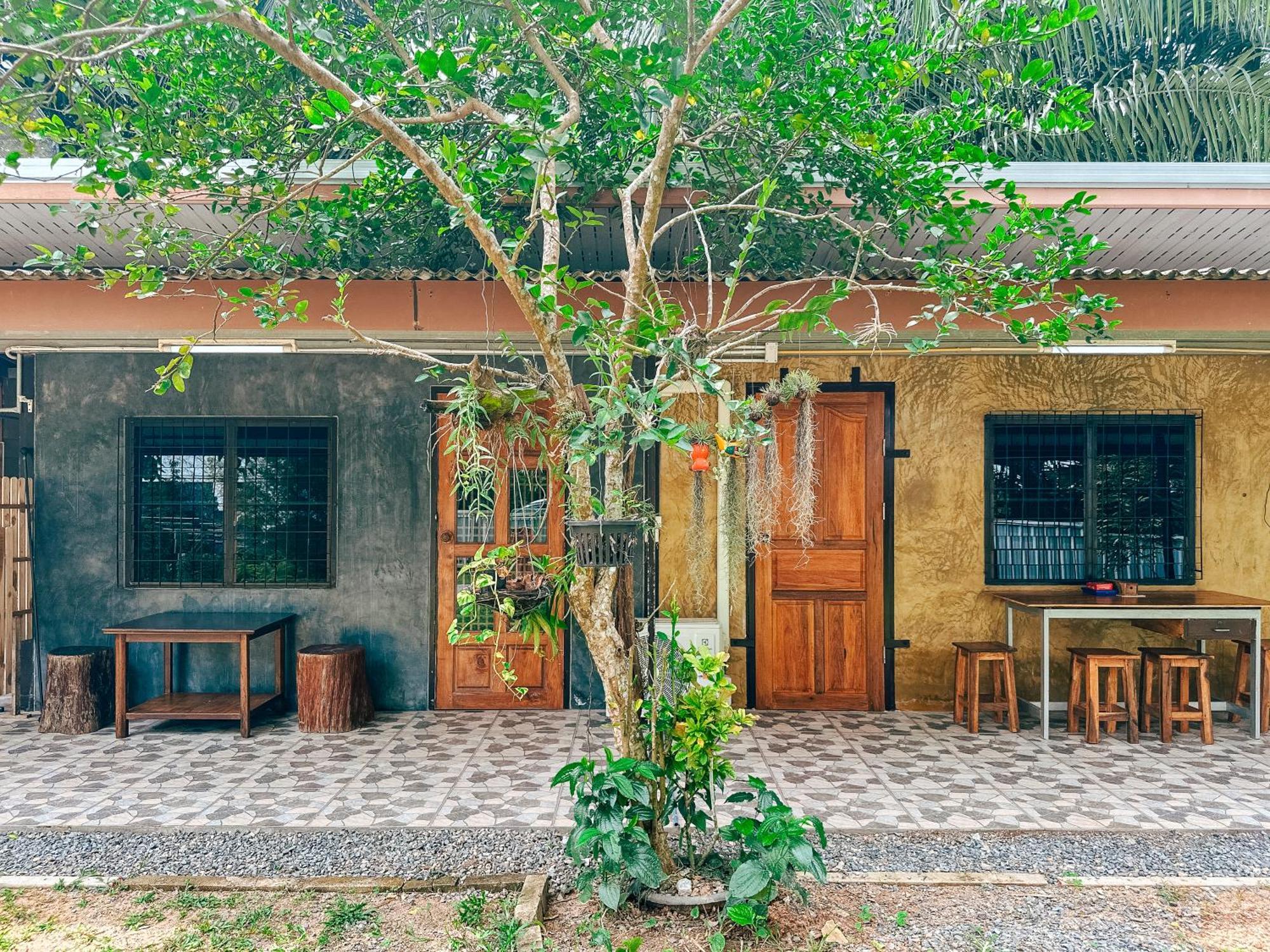 Baan Panmala Guesthouse - Ao Luek, Krabi Exterior photo